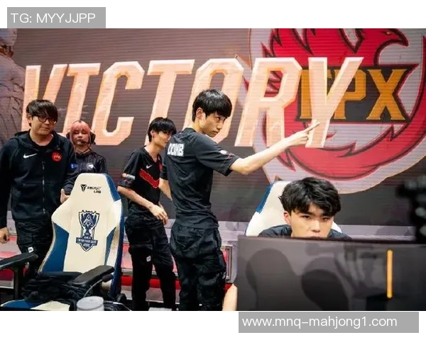 和平精英深度解析FPX战队的技术策略与战术运用